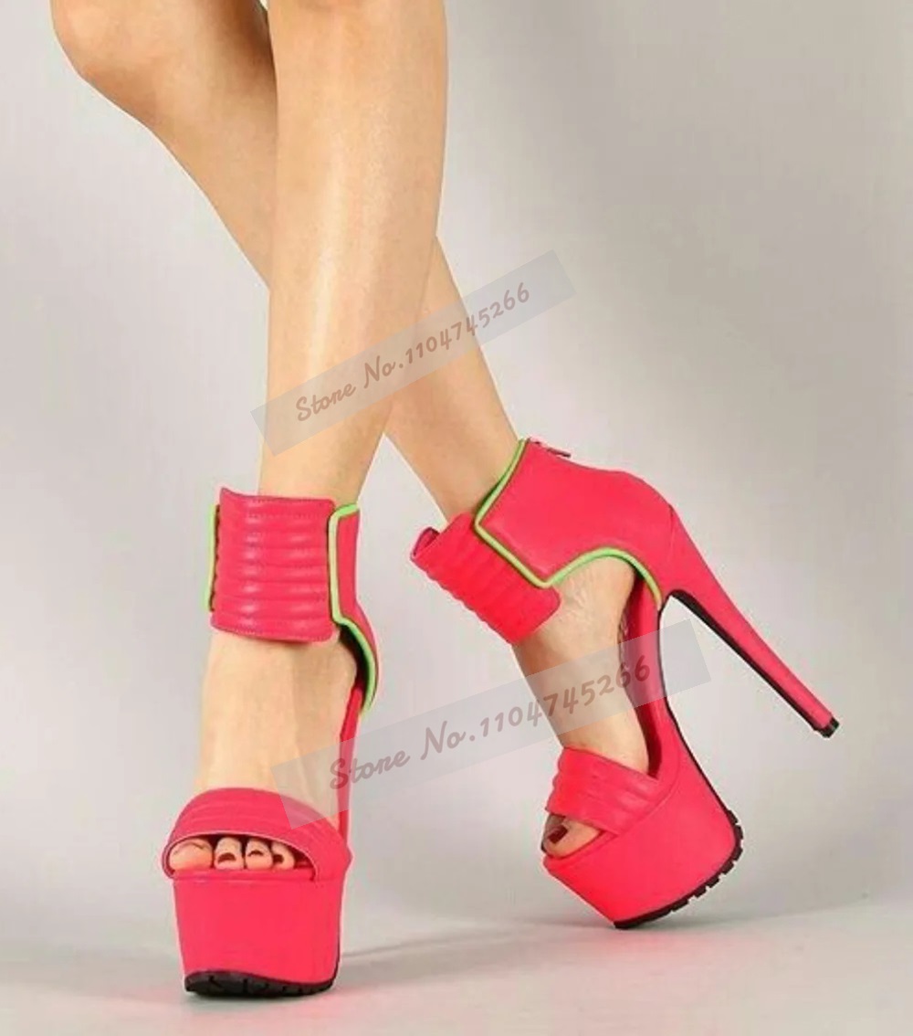 Wide Fit Heels - Rozerood mat leer gestreepte sandalen met