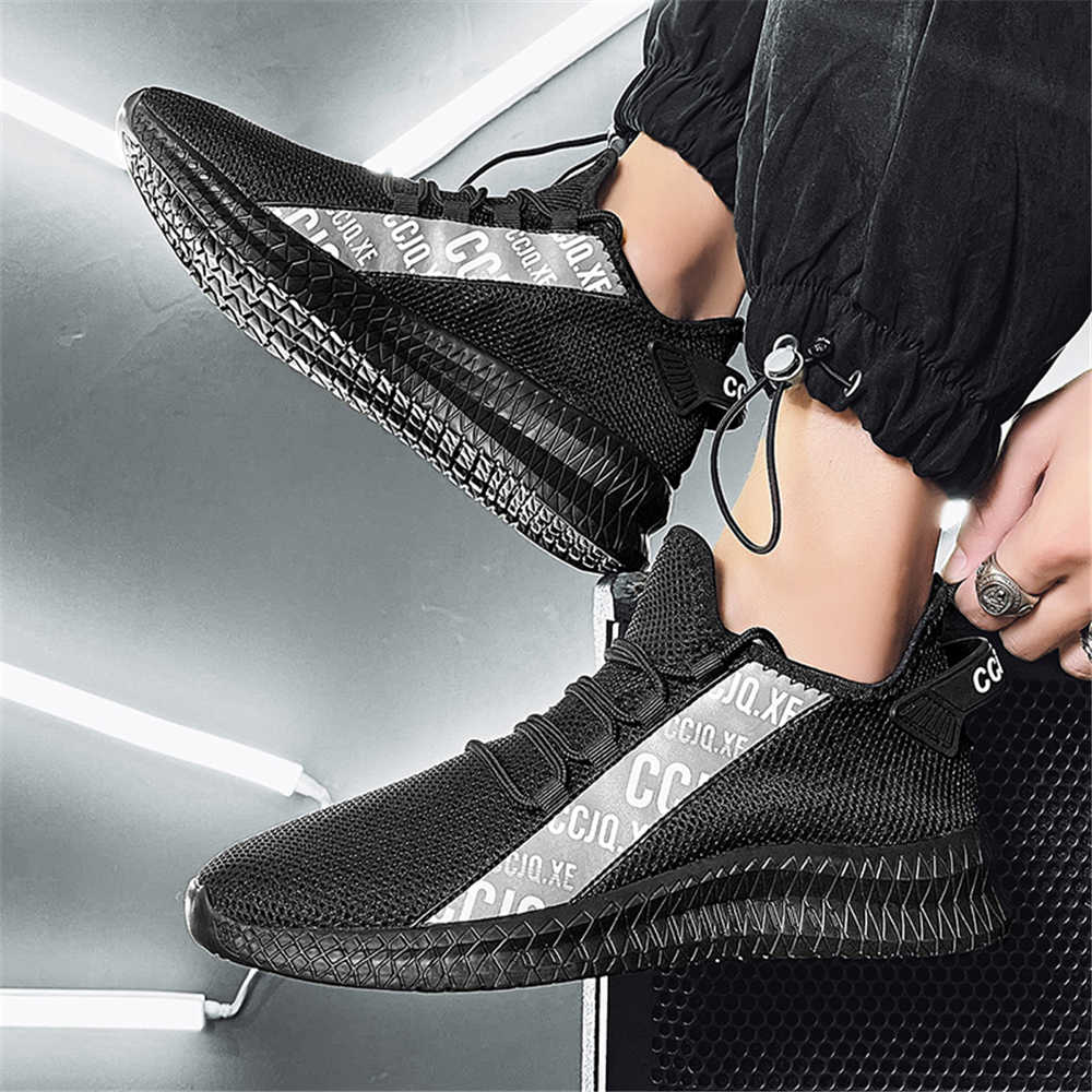 Wide Fit Heels - 40-46 Maat 46, Originele Heren Sneakers